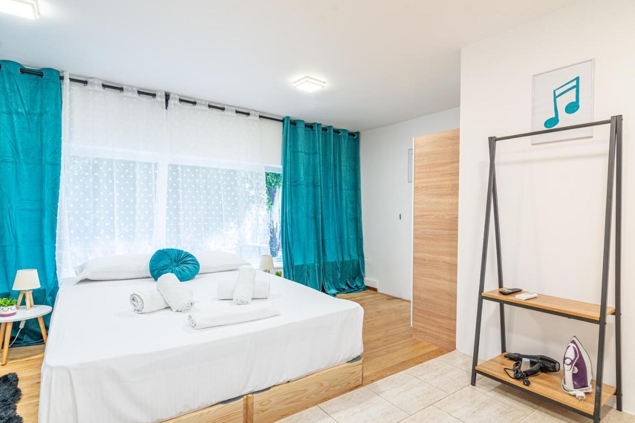 New Loft In The Heart Of City Center Iraklio Eksteriør bilde