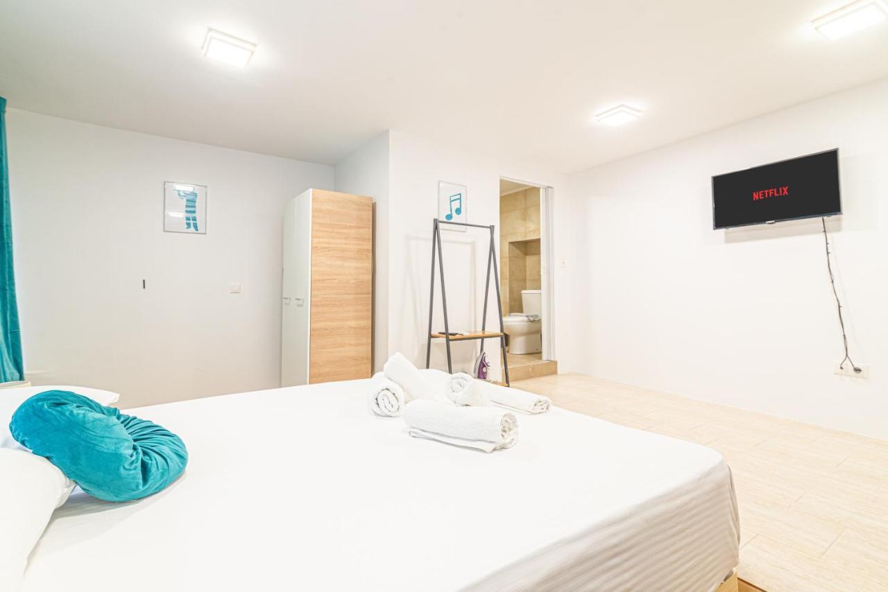 New Loft In The Heart Of City Center Iraklio Eksteriør bilde